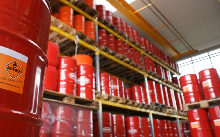 bild_06 Bild unserer Schmierstoffe der E. März Mineralölhandel e.K